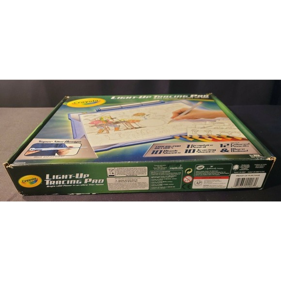 Crayola 04-0907 Light-up Tracing Pad Bright LED-Ultra Thin- Great Kids Gift-Blue - Picture 2 of 7